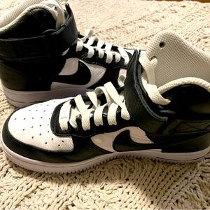 Nike Air Force High, Black and White